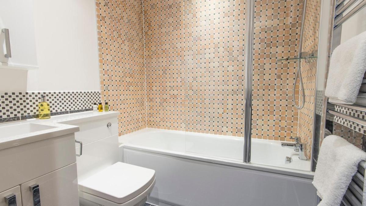 Captains Quarters 4 Apartment Плимът Екстериор снимка